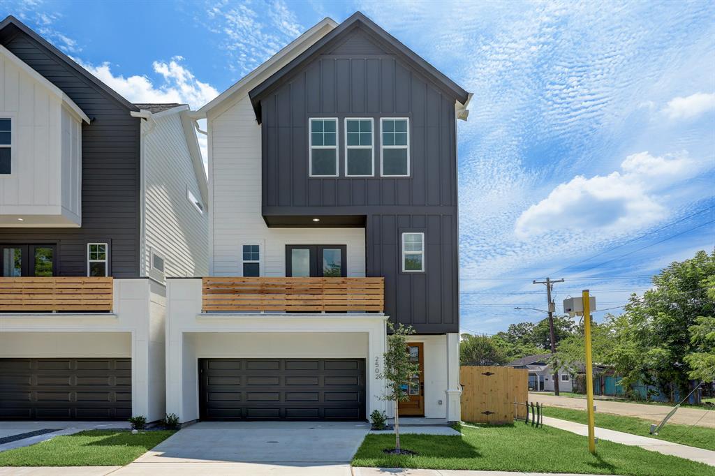 Exterior of 2322 Commerce St, Houston TX